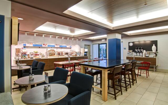 Holiday Inn Express Kamloops by IHG