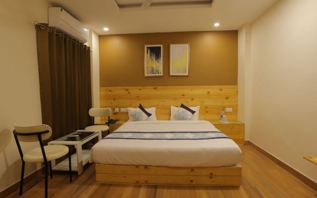 The Grand Uddhav Hotel