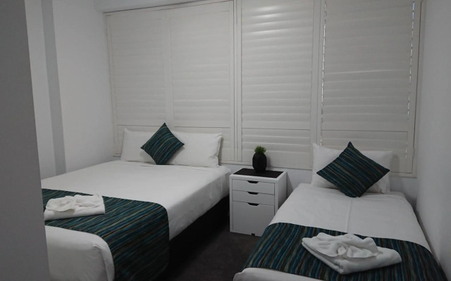 Surfers Hawaiian Apartments