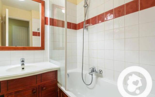 N111, parc d'arradoy-St Jean Pied de Port