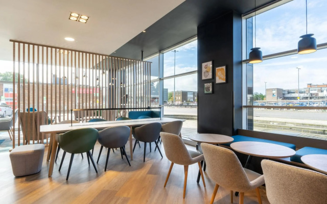Holiday Inn Stevenage by IHG