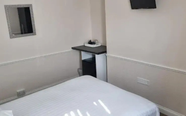 Comfort Rooms