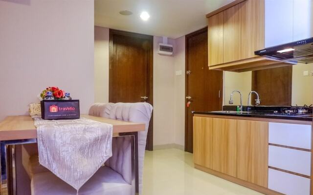 Warm Interior Apartment near MT Haryono and Cawang