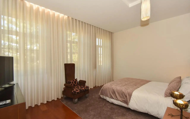 GR Suites