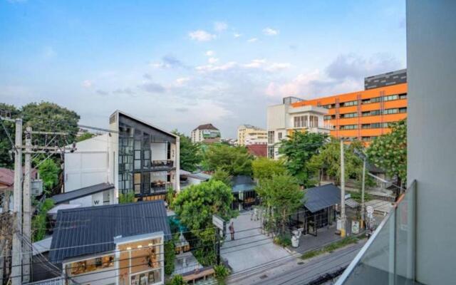 Stylish City House in middle of Nimman