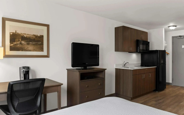 Days Inn by Wyndham Steinbach