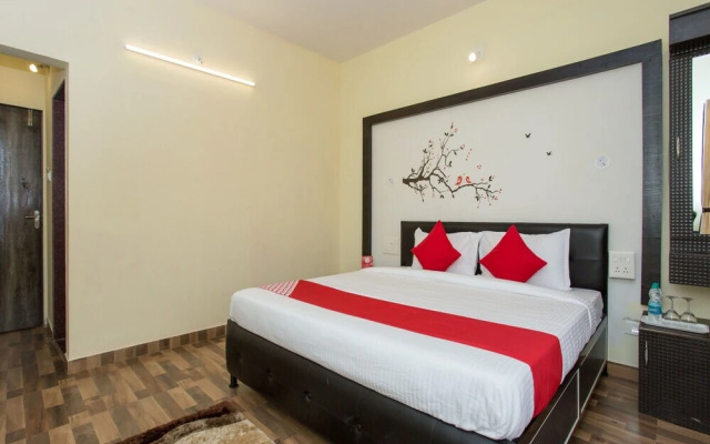 Paradise Inn by OYO Rooms