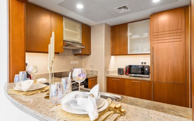 Nasma Luxury Stays - Standpoint Tower A