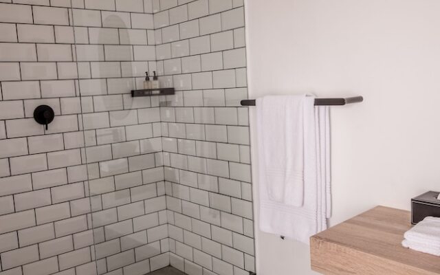 The Corner House L'A-nnexe