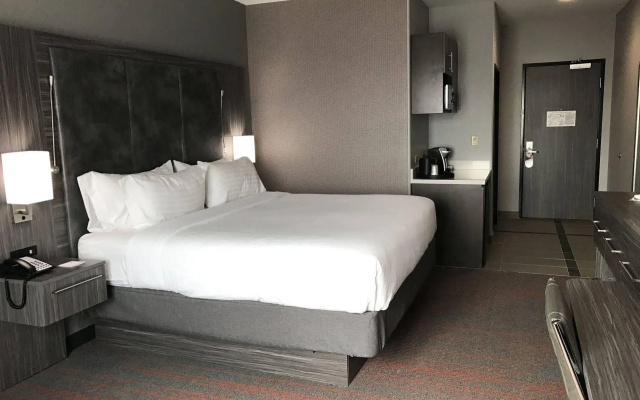 Holiday Inn Abilene - North College Area by IHG