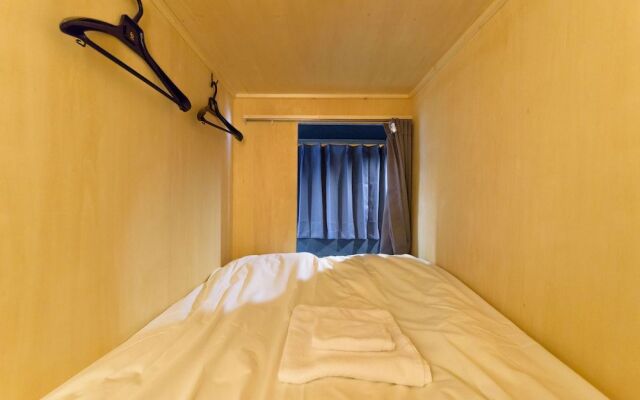 withB Hostel Suitengumae