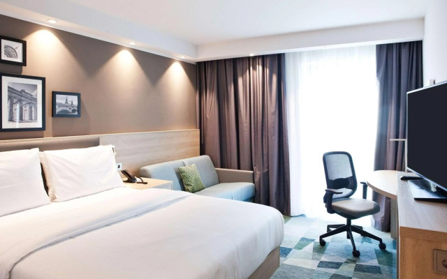 Hampton by Hilton Berlin City East Side Gallery