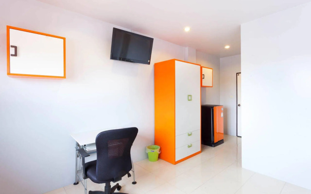 Luna Guesthouse and Travel