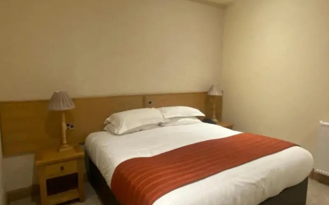 The City Hotel