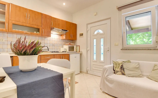 Boutique Apartment With Pool in Medulin