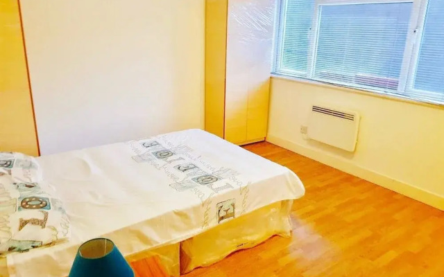 Wilson Grove Apartment - Bermondsey