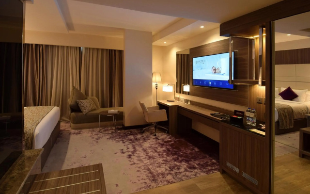 Paradise Elite Hotel