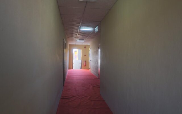 OYO 738 Hotel 81