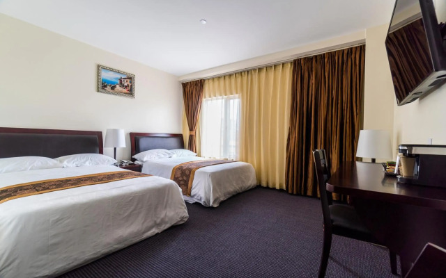 John Hotel