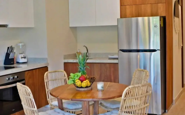 Condo With Amazing Jungle View With Top Amenities