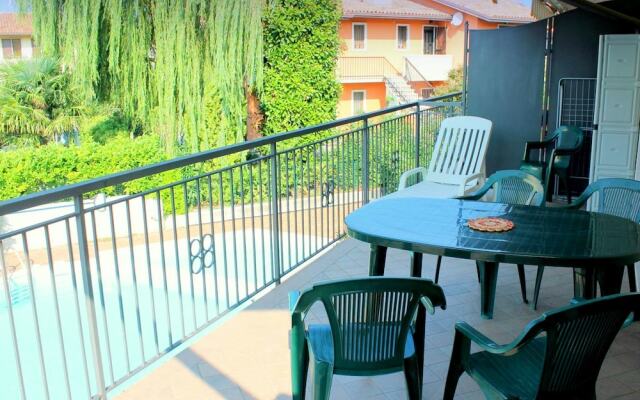 Balletic Holiday Home in Lazise With Swimming Pool