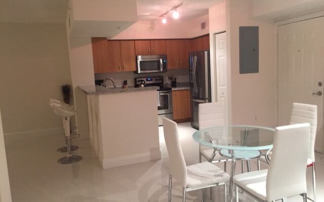 LYX Suites at Merrick Park in Coral Gables