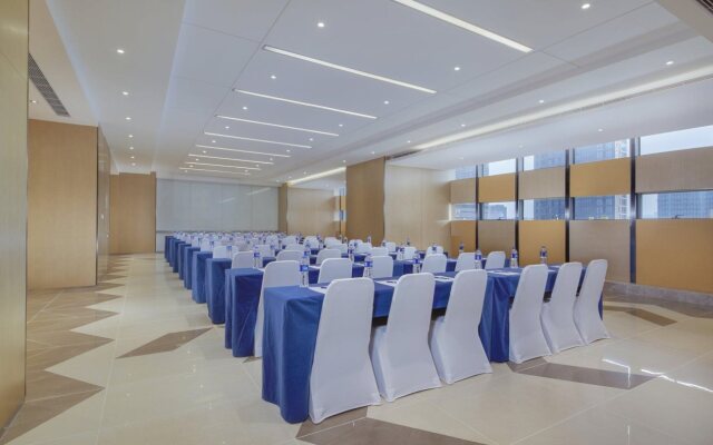 Holiday Inn Express Zhengzhou Longzi Lake by IHG