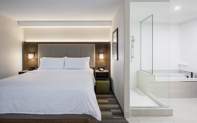 Holiday Inn Express & Suites Saskatoon by IHG