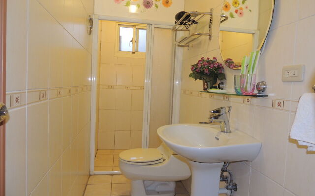 Dongshan River Left bank B&B