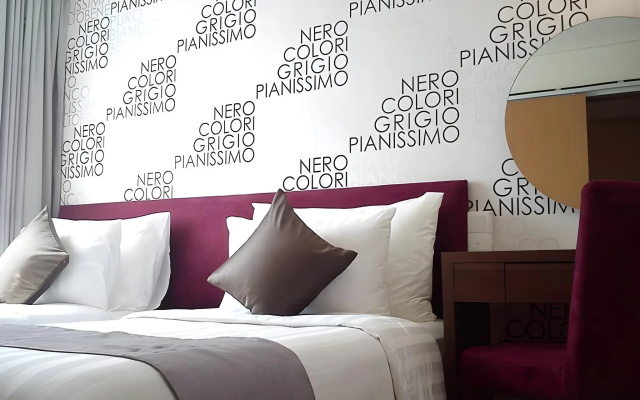 MG Suites Hotel Semarang – Guest Rooms – Semarang