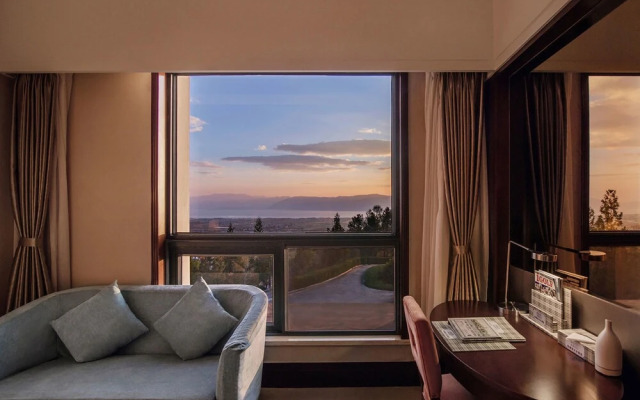 Meili Xiangyue Canghai Golf Hotel
