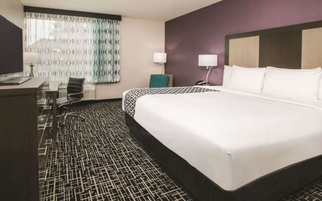La Quinta Inn & Suites by Wyndham Dallas - Richardson