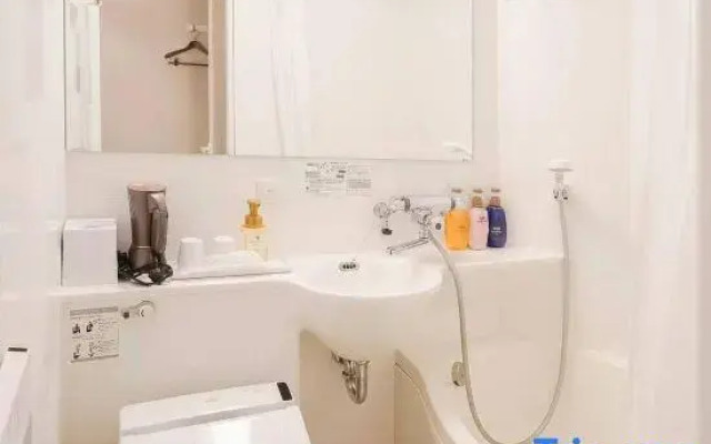 Pearl Spring116 Hotel