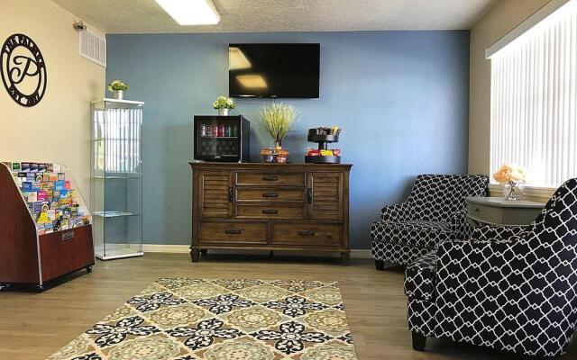 The Palmer Inn & Tennis Club