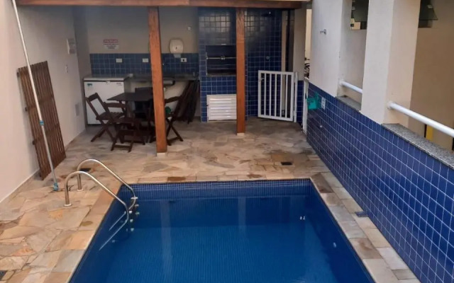 Apt 2 suites com ar condicionado e piscina Ubatuba