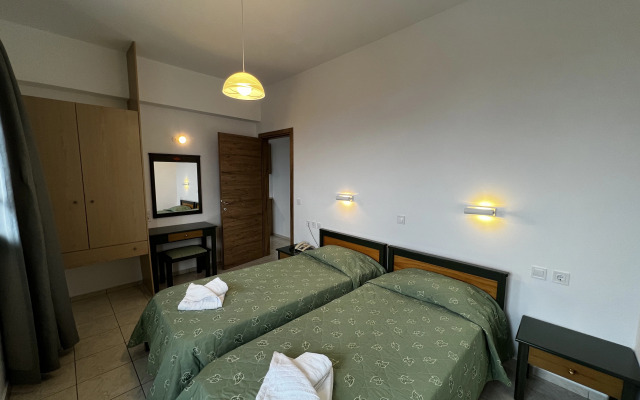 Nikolas Villas Apartments