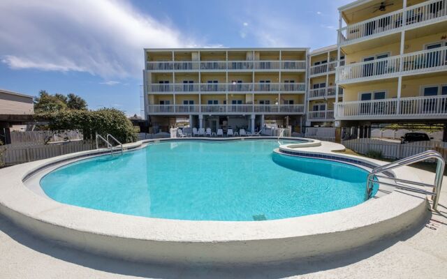 Docks on Old River 7C