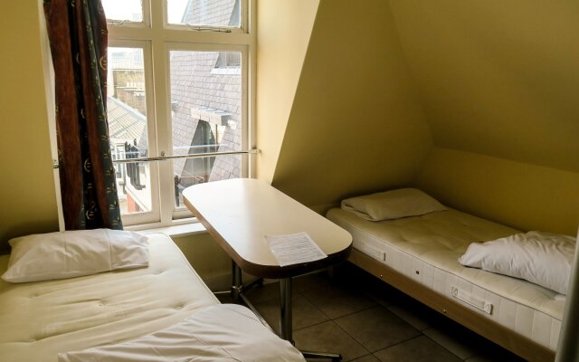 Hotel Strand Continental - Hostel