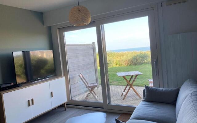 Superbe appartement restauré avec vue sur mer.