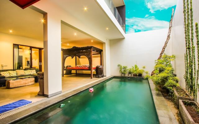 Villa Rainbow Runner