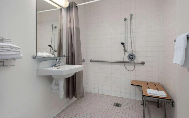 Motel 6 Santa Maria, CA - North