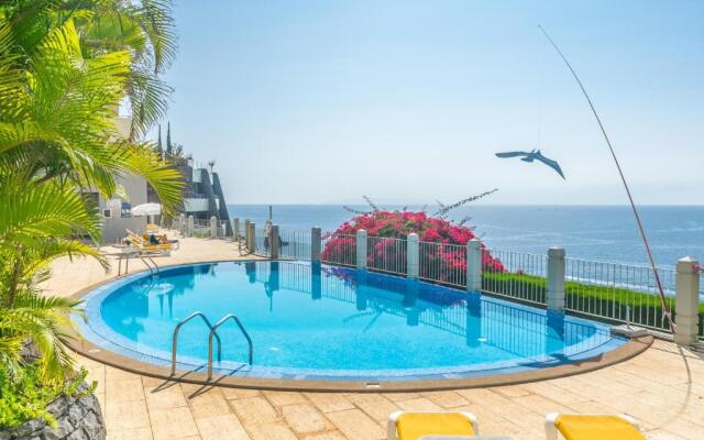 Arcadas Grand Sea View