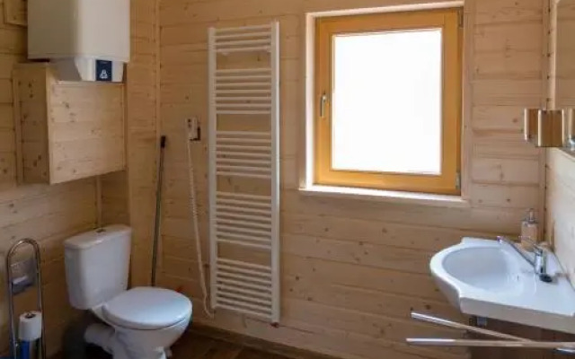 Chatovy Rezort Lopusna Dolina