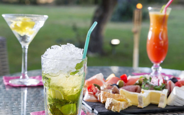 Mercure Aix-en-Provence La Duranne Gare TGV