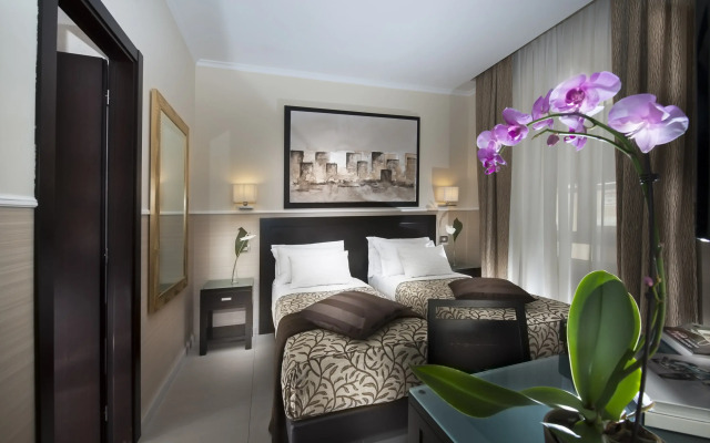 Yes Hotel
