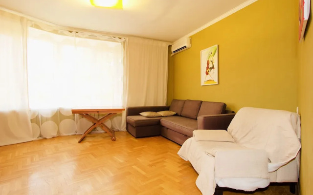 Апартаменты «LUXKV на Большой Грузинской»