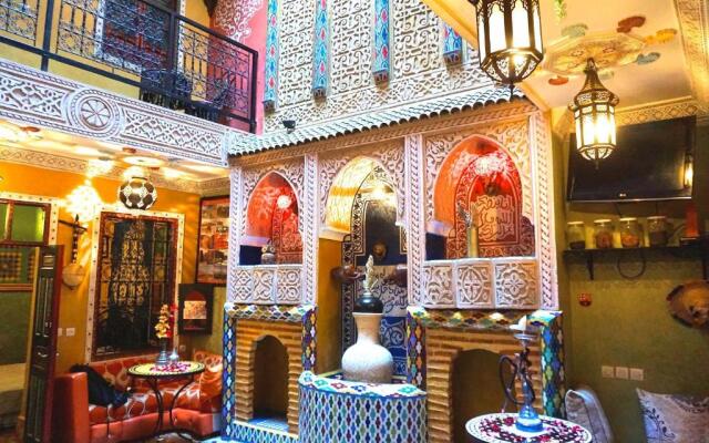 Riad Jennah Rouge - Hostel