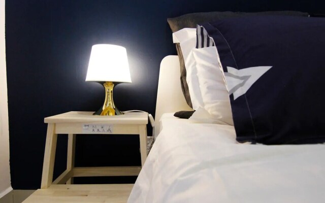 YO.OM  Aero17 Eco Elegance Home 2 Pax
