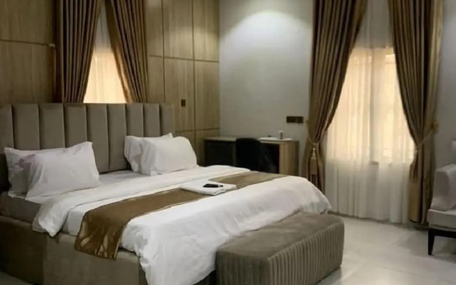 Chexfield Suites and Apartments