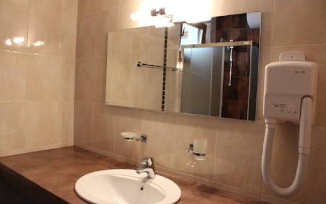 Brilliant Aparthotel